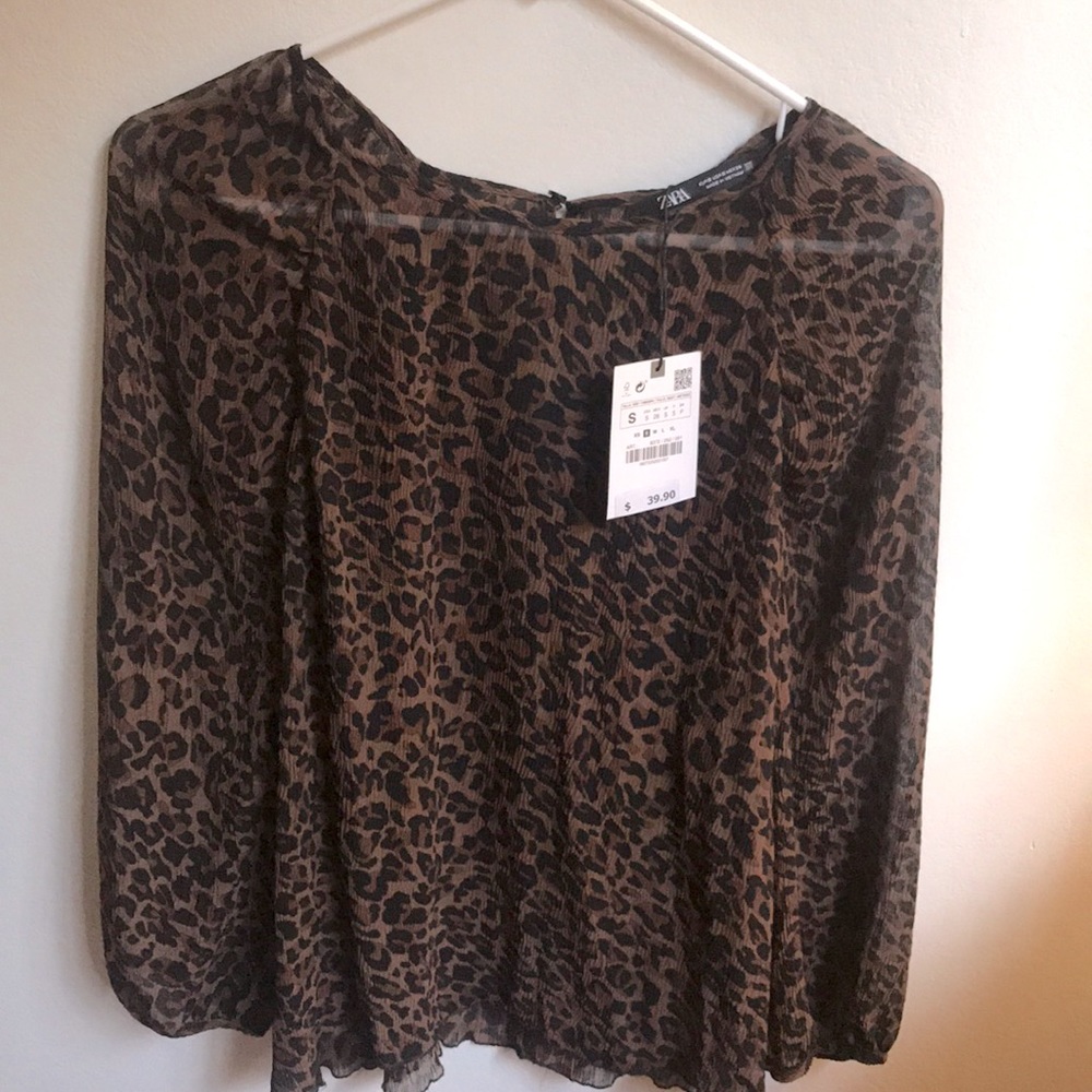 Zara cheetah print top